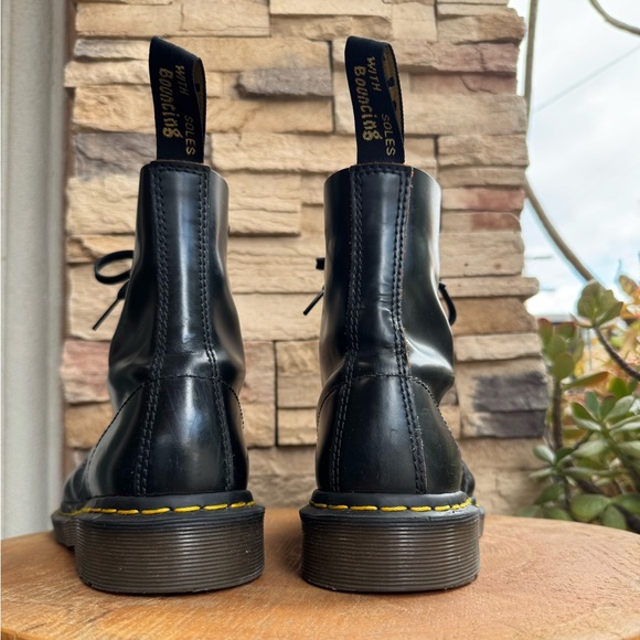 Dr. Martens 1460 Made In England (Heritage Fit) - Picture 5 of 10